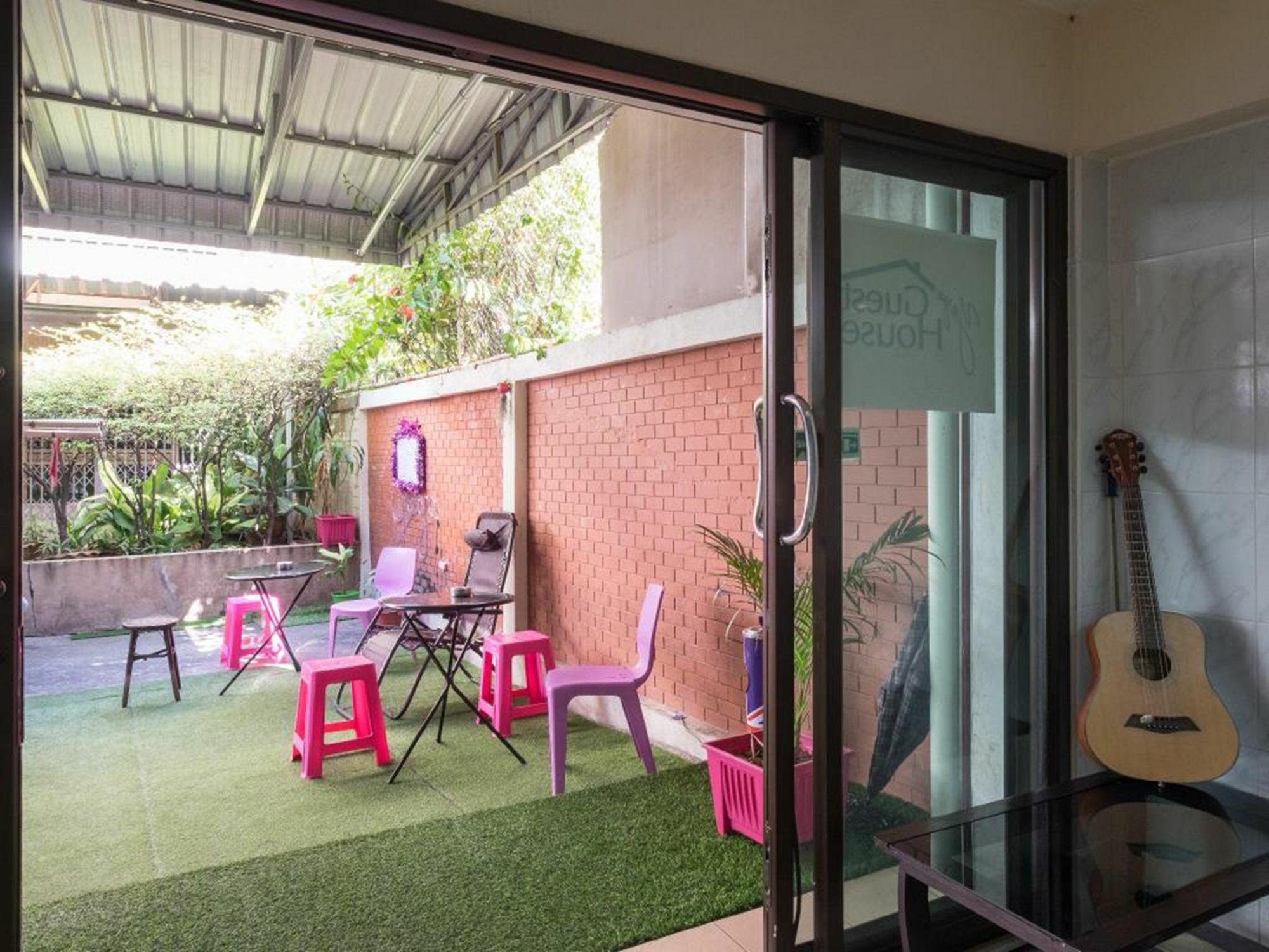 בנגקוק Yaya Guesthouse מראה חיצוני תמונה
