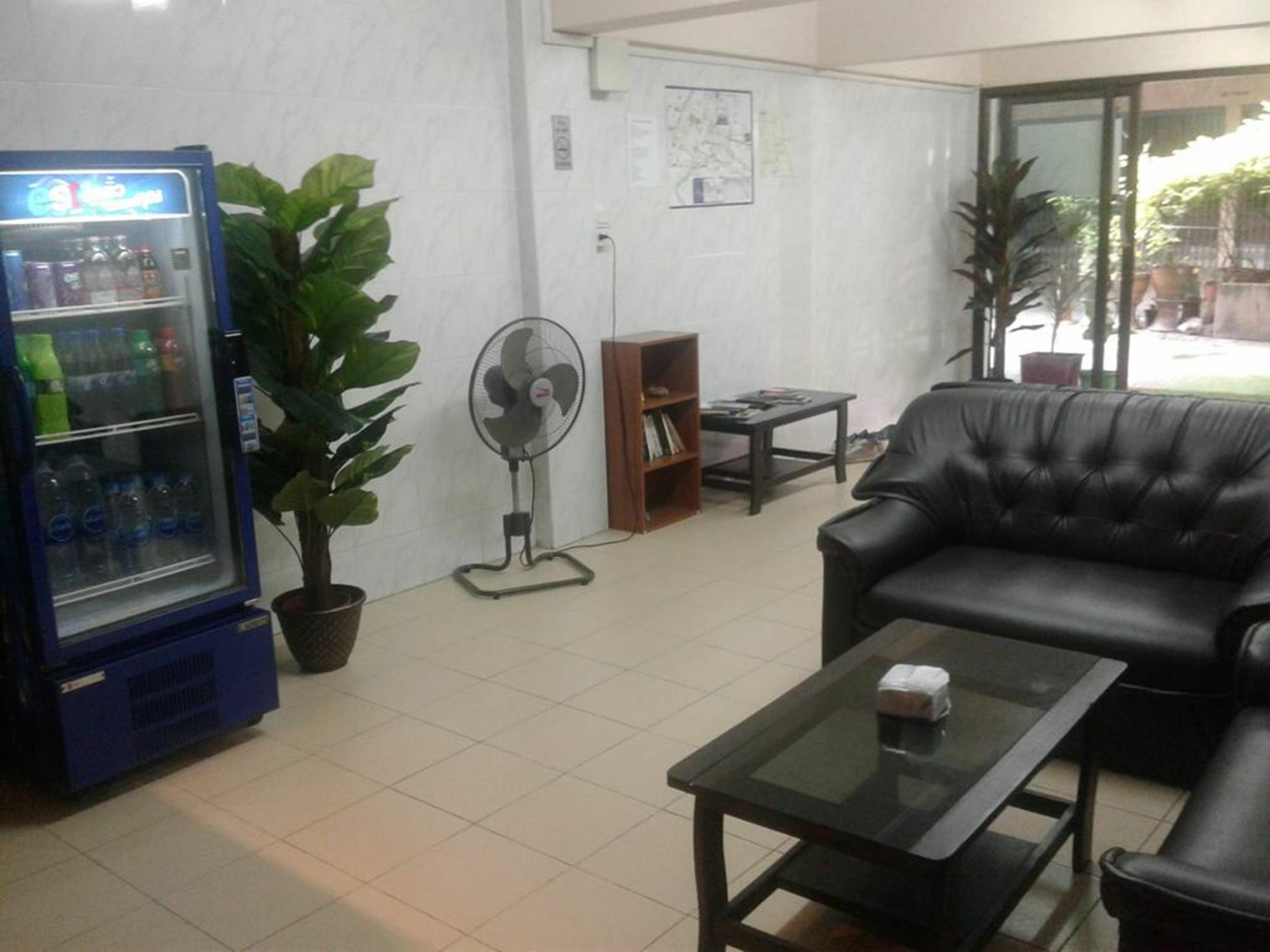 בנגקוק Yaya Guesthouse מראה חיצוני תמונה