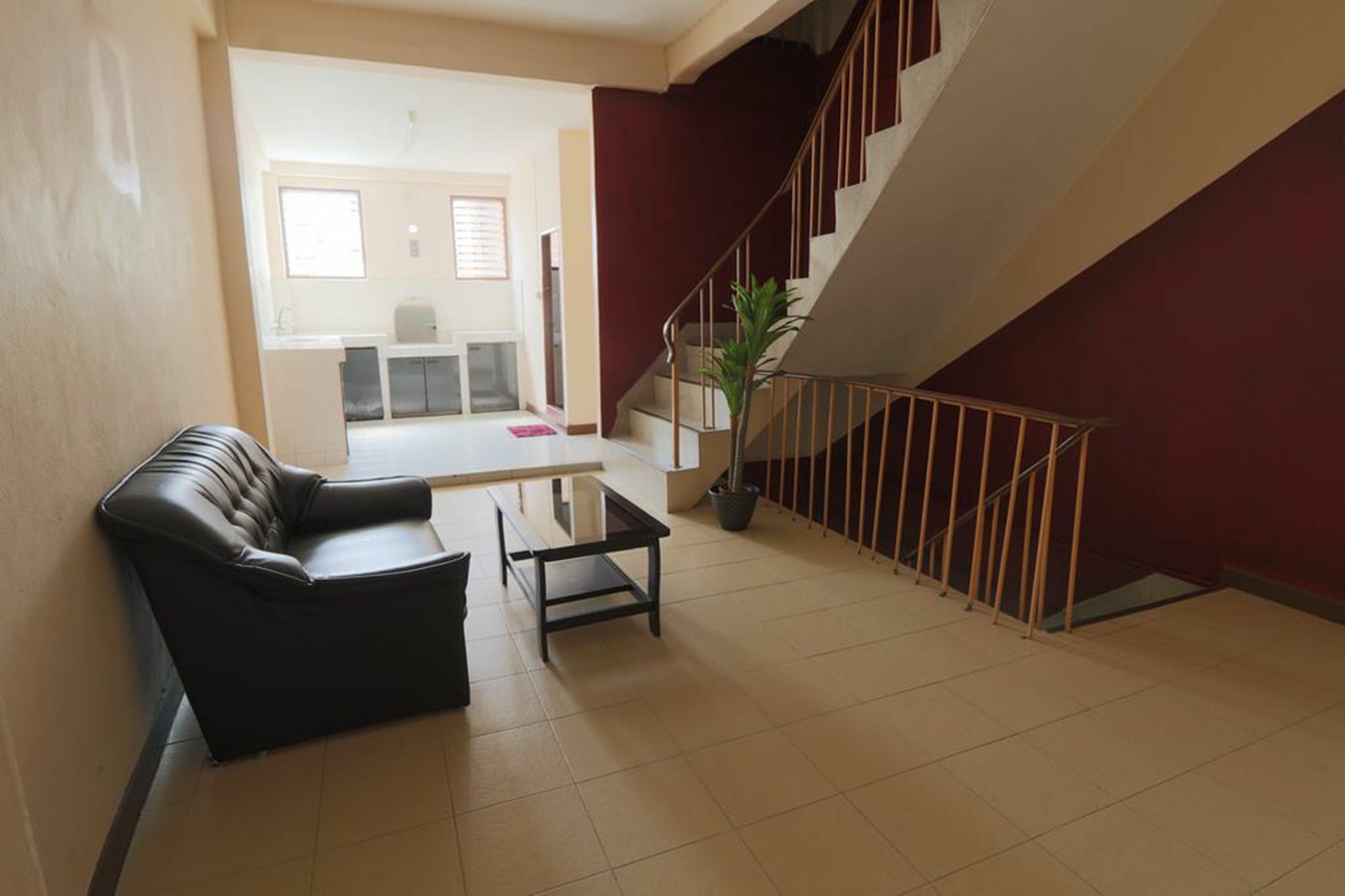 בנגקוק Yaya Guesthouse מראה חיצוני תמונה
